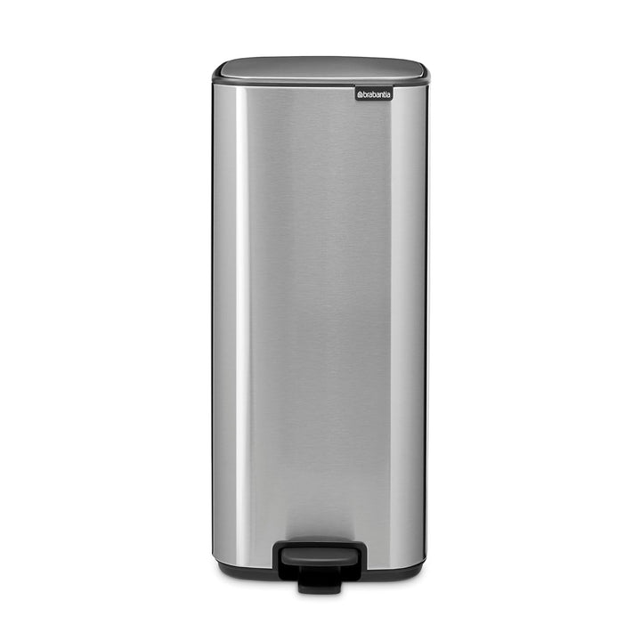 Brabantia Bo Treteimer 30 L (mattstahl), platzsparender Mini Mülleimer mit Soft-Close-Funktion und l