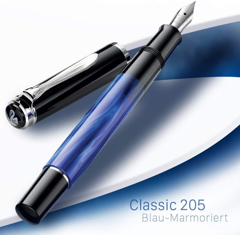 Pelikan 801850 Kolbenfüllhalter M205 Blau-Marmoriert, Feder EF in Faltschachtel, Feder EF