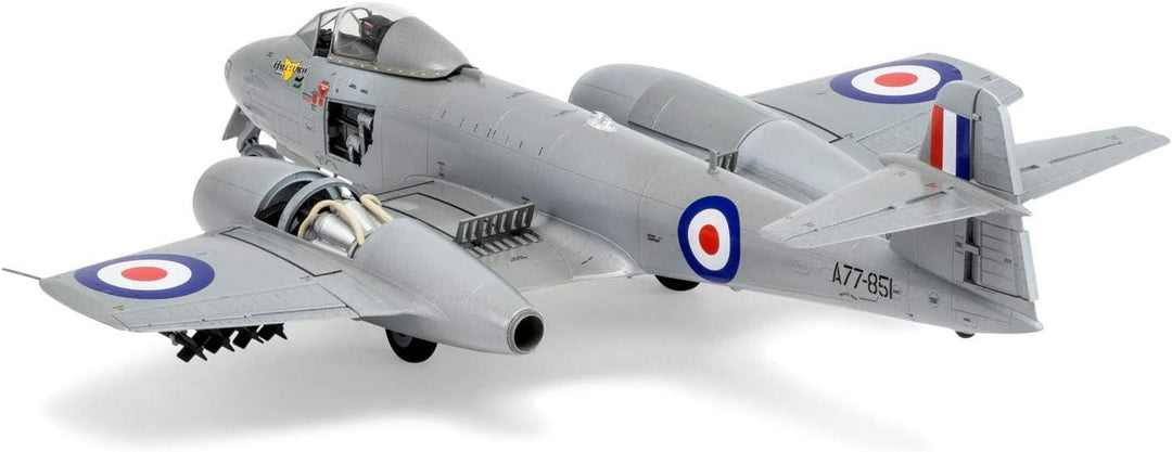 Airfix A09184 1/48 Gloster Meteor F8, KoreaKrieg Modellbausatz, Grau