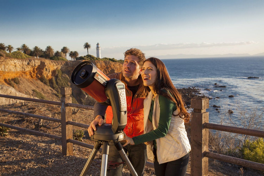Celestron 11068 NexStar 6SE computergesteuertes Schmidt-Cassegrain-Teleskop mit vollautomatisierter
