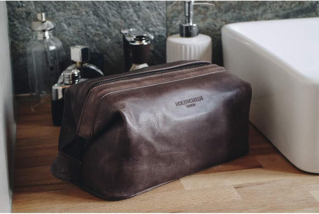 HOLZRICHTER Berlin Kulturbeutel No 5-1 (M) dunkel-braun - Grosse, hochwertige Kulturtasche handgefer