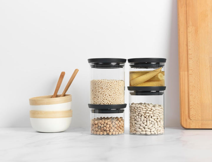 Brabantia Set mit 4 stapelbaren Vorratsdosen (2 x 0,3 l + 2 x 0,6 l), hitzebeständig, mikrowellengee