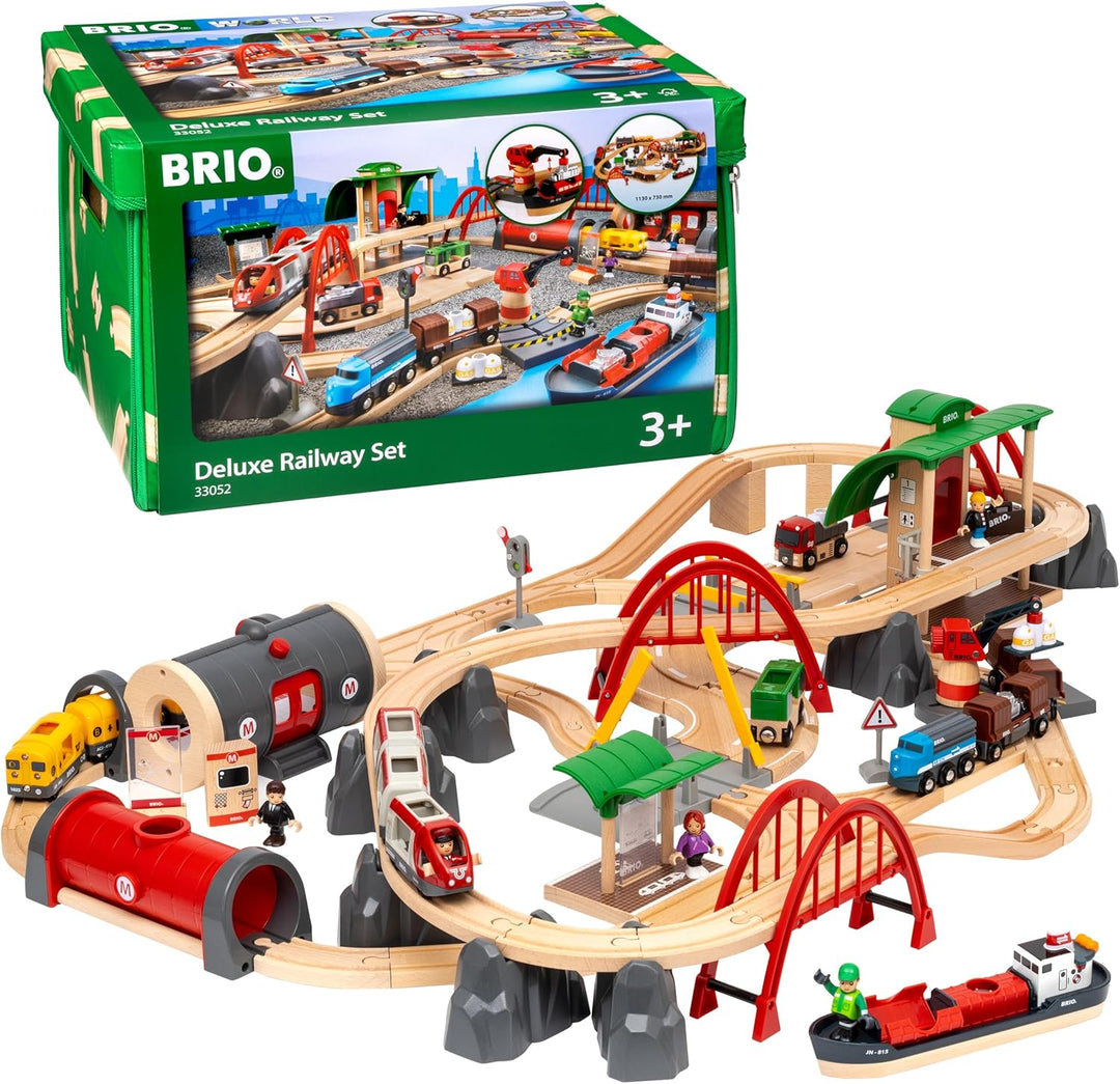 BRIO World 33052 Strassen & Schienen Bahn Set Deluxe – Strassen & Schienen für die BRIO Eisenbahn –