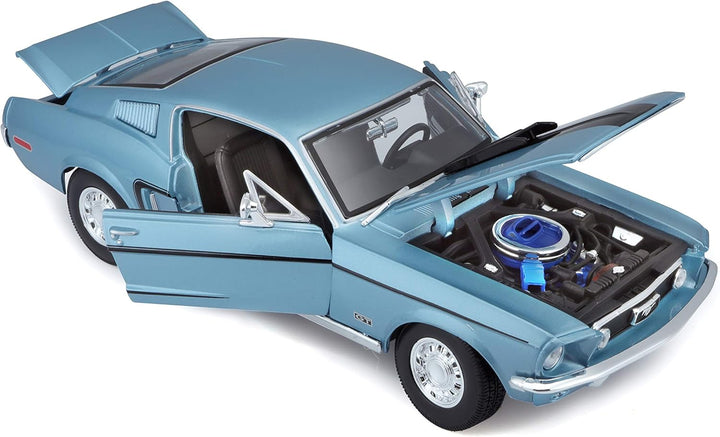 Maisto Ford Mustang GT Cobra Jet 68 Modellauto im Massstab 1:18 (Metallic-Blau)