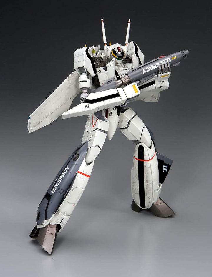 Hasegawa Macross Zero VF-0A/S Battroid Model Kit 1/72 Scale