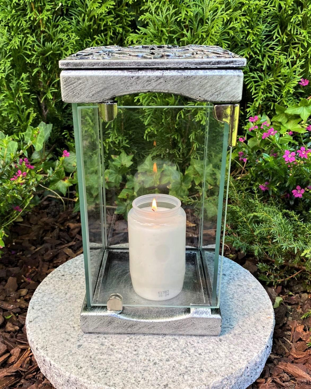 Grablampe mit Tür - GRANITSOCKEL GRATIS NEU NEU! 24 cm H. - Handmade - Grabkerze Grabdekoration Grab