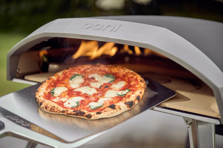 Ooni Pizzaschaufel 35 cm – Pizzaschieber aus superglattem Aluminium mit langem Griff – Pizzaschaufel