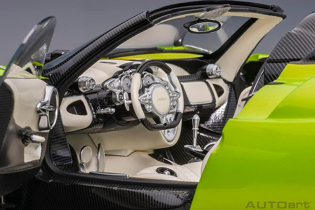 AUTOart Miniaturauto aus der Kollektion 78288, Firenze Green