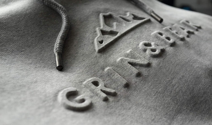 Grin&Bear Herren Hoodie Slim fit Kapuzenpullover Kapuzenjacke mit gestempeltem Design Logo GEC540 M