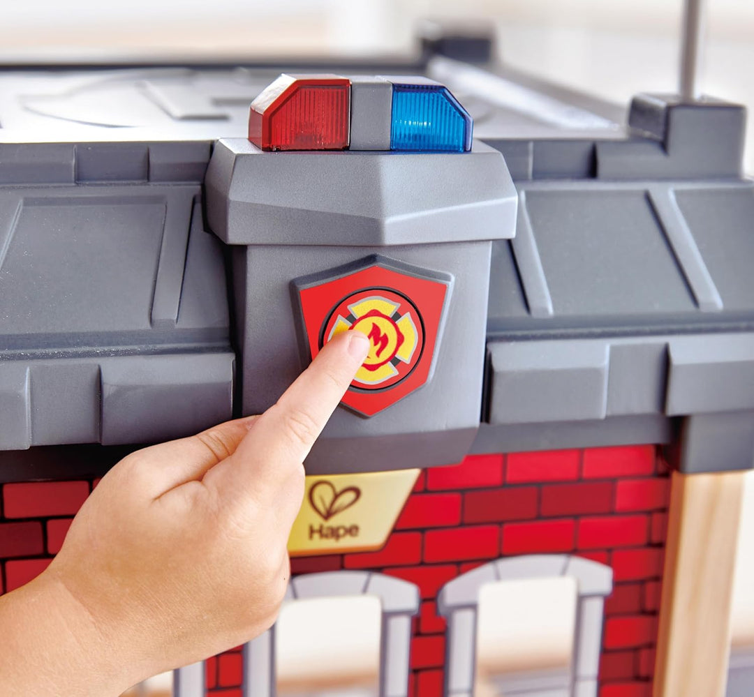 Grossstadt-Feuerwache Spieleset von Hape aus Holz für Kinder ab 3 Jahren