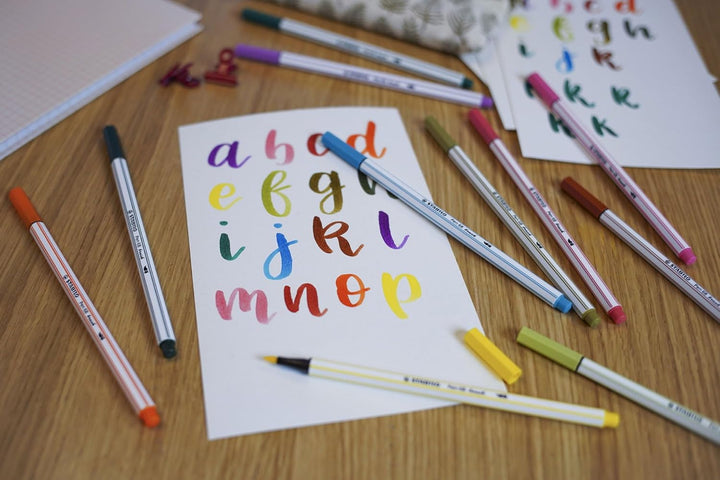 Premium-Filzstift mit Pinselspitze für variable Strichstärken - STABILO Pen 68 brush - 25er Metallet