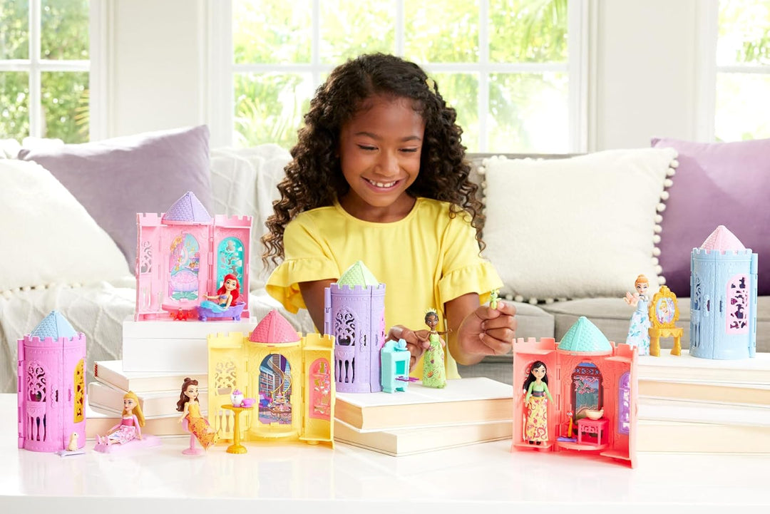 Mattel Disney Princess Tower Surprise Kleine Puppen & Zubehör, stapelbare Spielsets mit 4 Überraschu