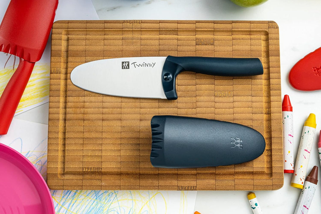 ZWILLING Twinny Kinderkochmesser, 10 cm, mit Fingerschutz, Edelstahl, Abgerundete Klingenform, Kindg
