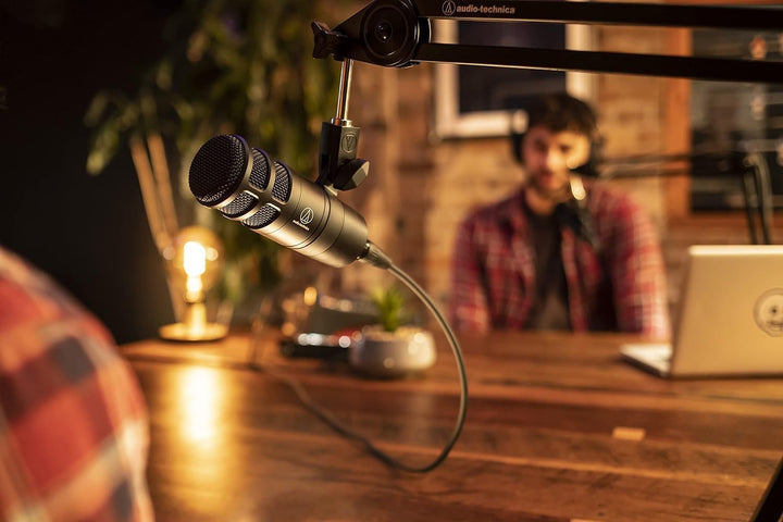 Audio-Technica 2040 Dynamisches Podcast-Mikrofon mit Hypernierencharakteristik Schwarz Single, Singl
