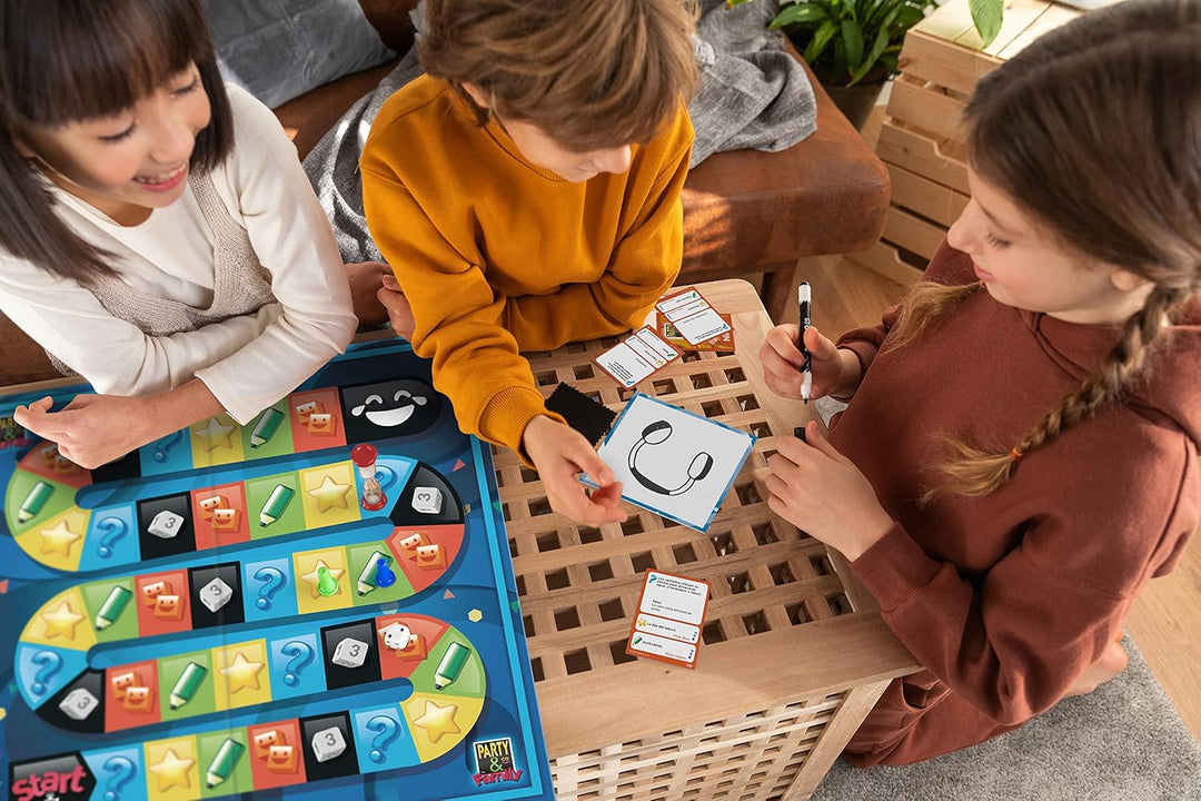 - Party & Co. Family Multi-Test-Brettspiel, 3 bis 15 Spieler, ab 8 Jahren, auf Deutsch