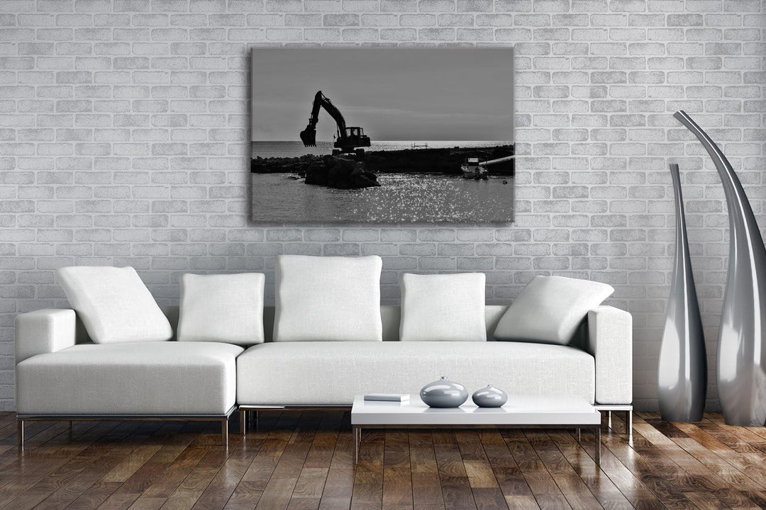 deyoli einsamer Bagger am Ufer Format: 80x60 Effekt: Schwarz/Weiss als Leinwand, Motiv fertig gerahm