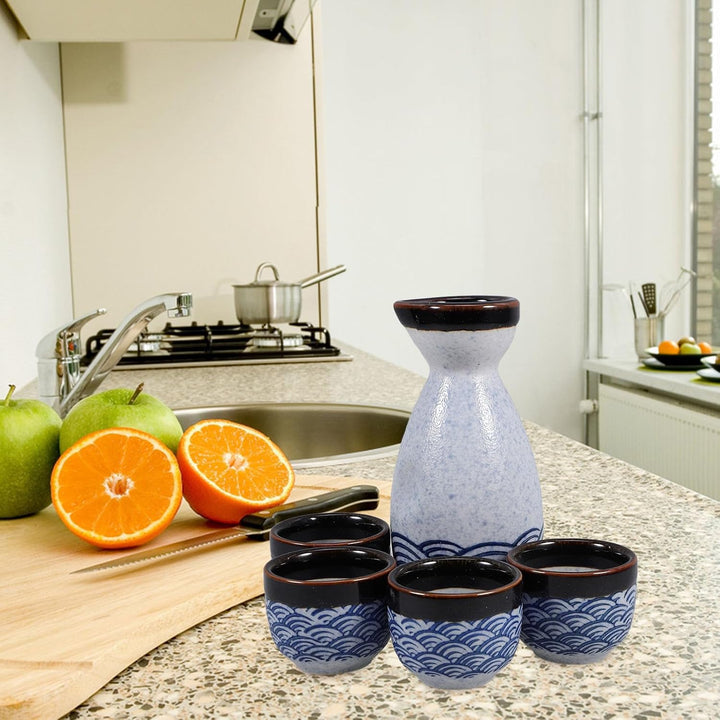 HEMOTON Keramik Sake Set Japanische Sake Flasche Und Vier Ochoko Tassen Glasiert Sea Ripple Sake für
