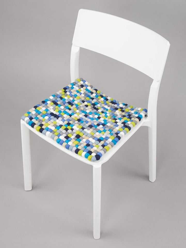 myfelt Filzkugel Sitzauflage Stuhlauflage - Fritz - 36x36 cm, bunt