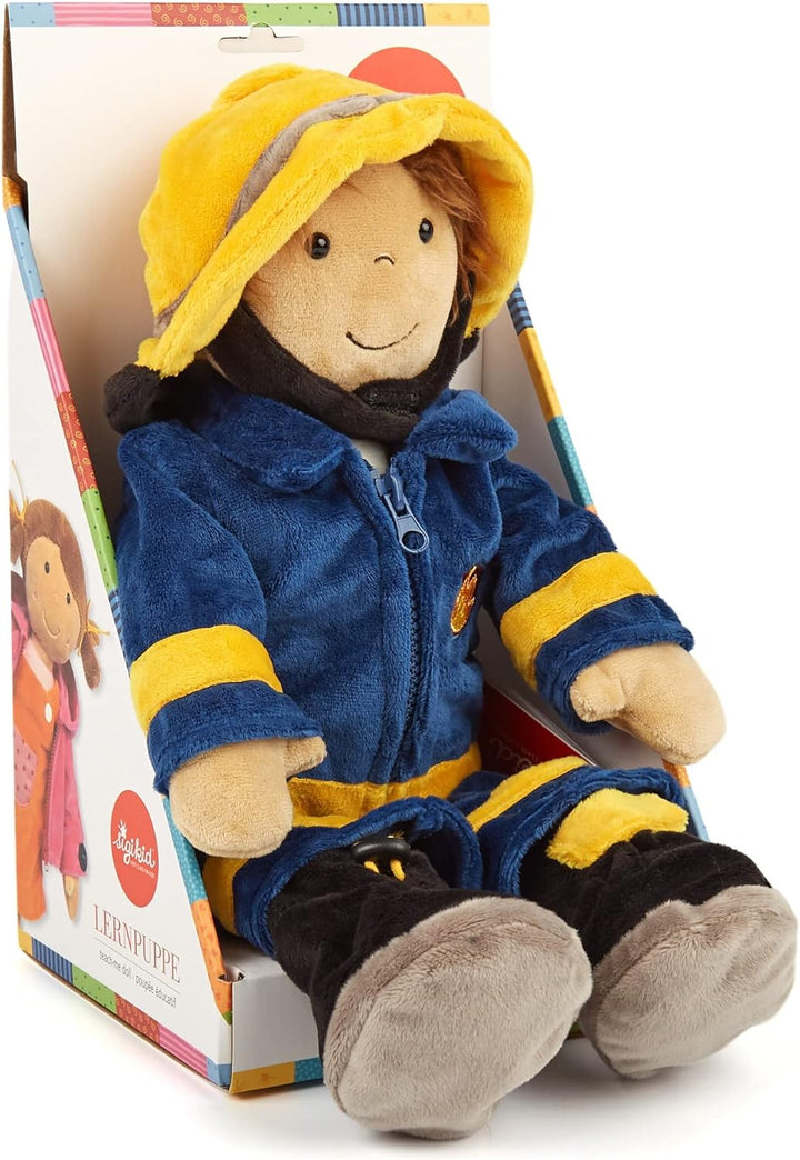 SIGIKID 42859 Lernpuppe Feuerwehrmann, Plüsch Anziehpuppe, Kleidung an-&ausziehen: Knöpfe, Klett, Re