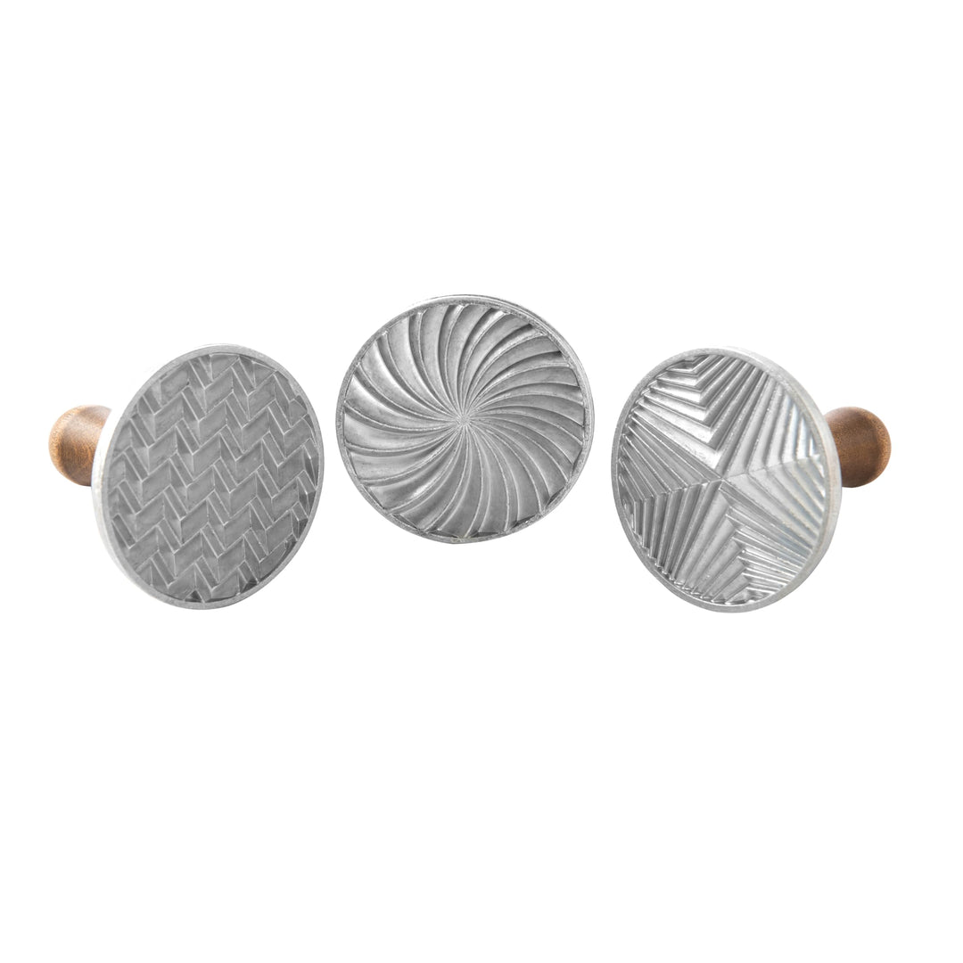 "NordicWare Keks-Stempel mit Holzgriff ""Geo"", Aluminium, Silber, 25,7 x 8,6 x 8 cm, 1 Einheiten",