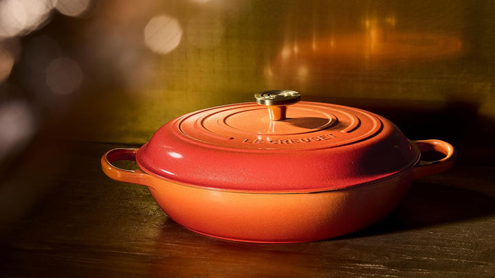 Le Creuset Flamme Dorée Flache Kasserolle, 32 cm Volcanic 4.7 Liter, Volcanic 4.7 Liter