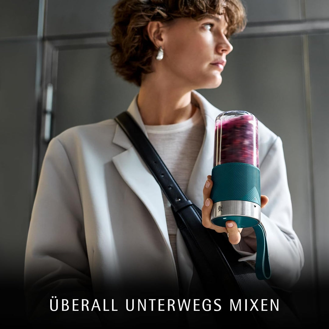 WMF Küchenminis Mix on the Go 300 ml, Mini Mixer to Go, USB Mixer Smoothie Maker, aufladbarer Person