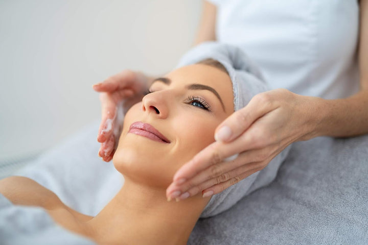 Marina Müller Cosmetics Deep Cleansing Foam Beruhigender, wohltuender Reinigungsschaum für Frauen &amp;