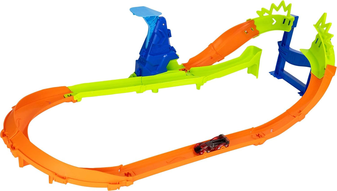 Hot Wheels Spielzeugauto, Stunt Tracks Sprung-Rennstrecke mit Die-Cast-Fahrzeug im Massstab 1:64, 18