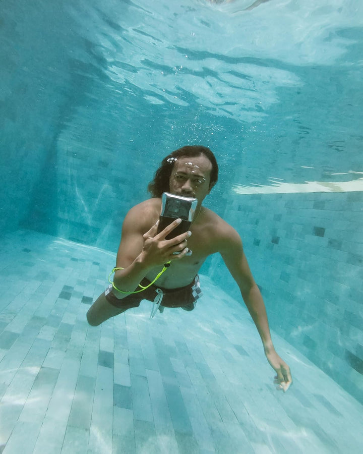 Aquapac wasserdichte Handyhülle zum Schwimmen, Kajakfahren, Segeln – Unterwasser-Kunststoff-Tragetas