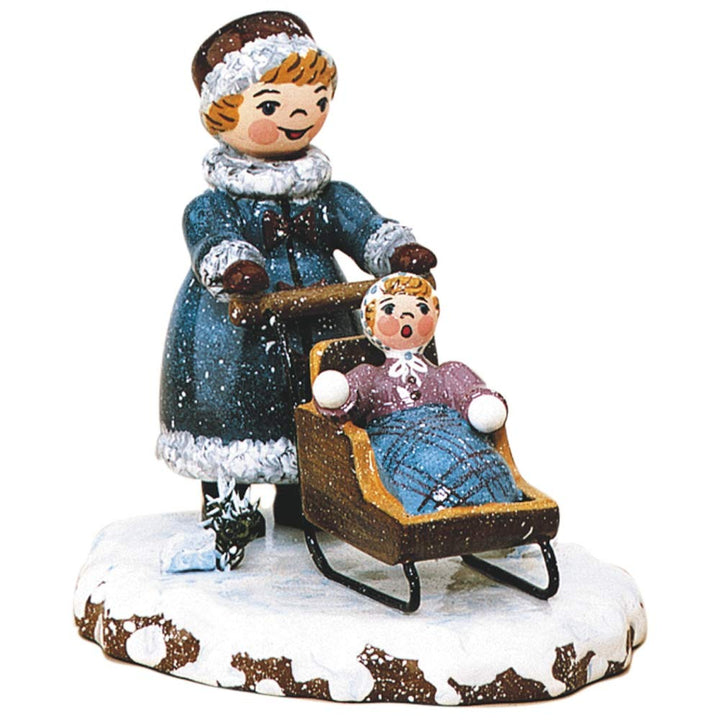 Kleine Figuren & Miniaturen Winterkinder Mädchen mit Kinderschlitten - 7cm - Hubrig Volkskunst
