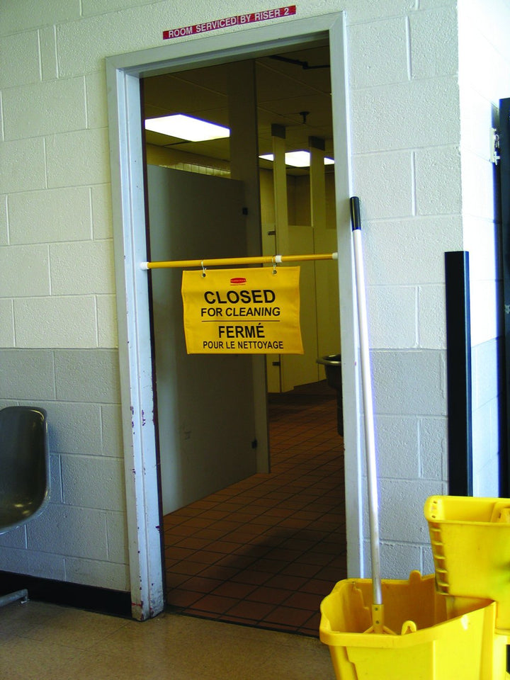 Rubbermaid Commercial Products Site Safety Hanging Sign Multilingual 'Closed for Cleaning' - Yellow