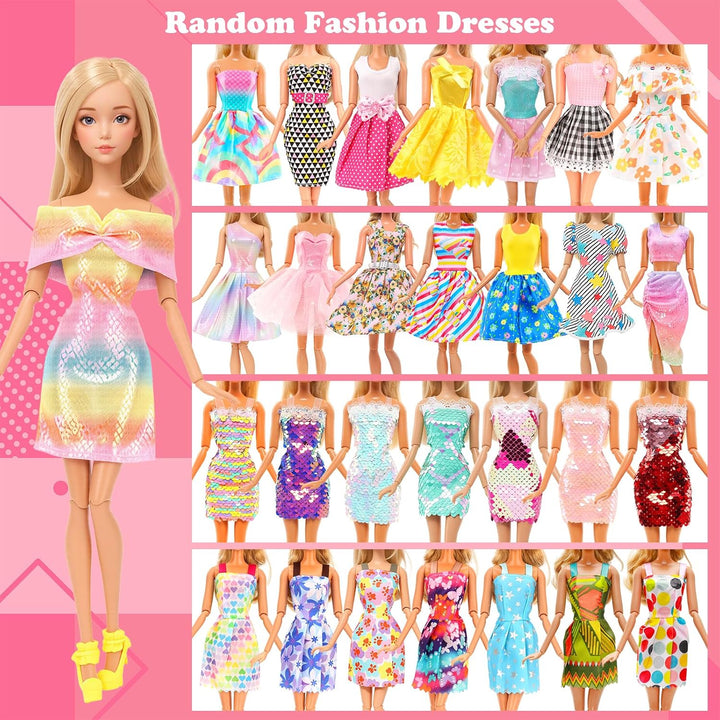 82 Stück Puppenzubehör 5 Abendkleider 3 Outfits 8 Kleider 2 Badeanzüge 15 Schuhe und 49 Puppenzubehö