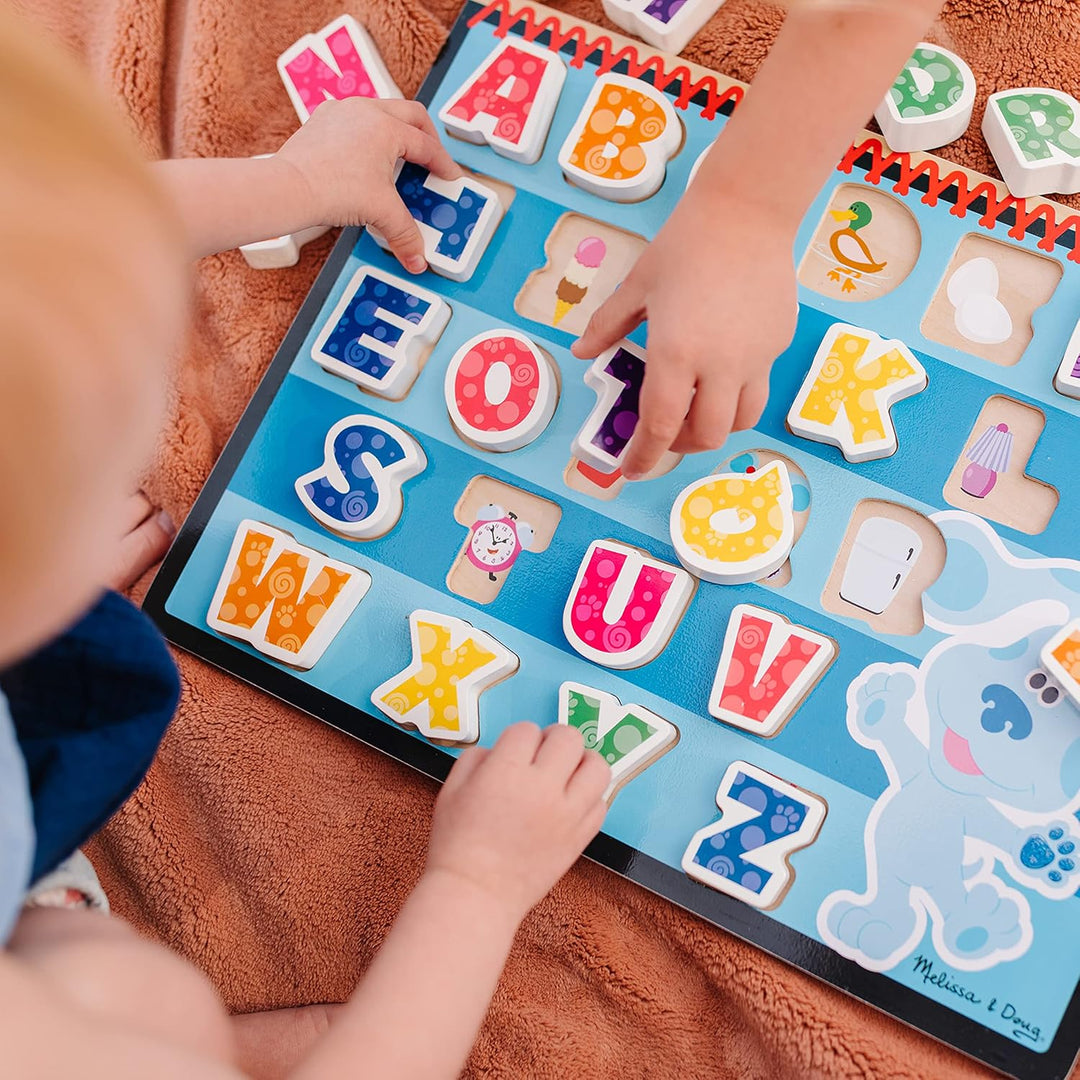 Melissa & Doug 33010 Blue's Clues & You Dickes Holzpuzzle – Alphabet, Mehrfarbig