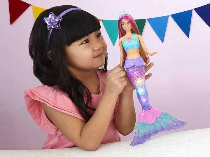 Barbie Dreamtopia Zauberlicht Meerjungfrau Puppe mit blonden Haaren, Barbiepuppe mit Meerjungfrauens