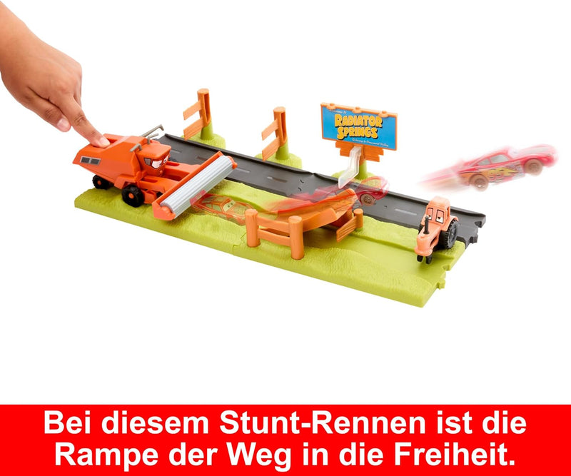 Mattel DISNEY Pixar Cars Trecker Erschrecker-Rennbahn Flucht vor Frank - Spielset mit 3 Autos und 2