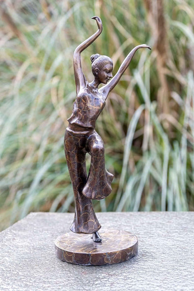 IDYL Bronze-Skulptur Tanzendes Mädchen | 32x11x11 cm | Klassische Bronze-Figur handgefertigt | Garte
