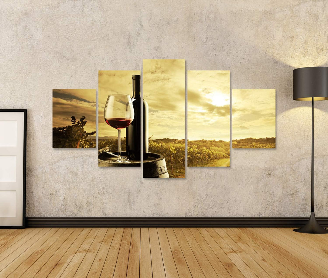islandburner Bild auf Leinwand Rotweinflasche Und Weinglas Auf Gewölbtem Fass Bilder Wandbilder Post