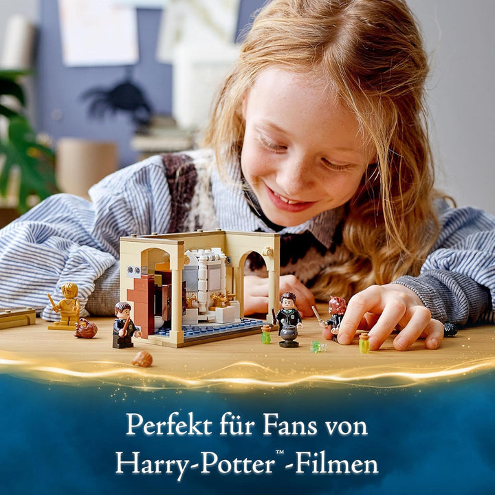 LEGO 76386 Harry Potter Hogwarts: Misslungener Vielsaft-Trank Set zum 20. Jubiläum mit Harry als gol
