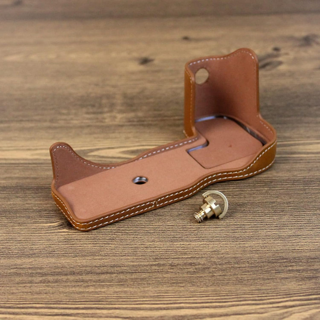 Rieibi EOS R7 Schutzhülle für Canon EOS R7 Digitalkamera (PU-Leder, Halbtasche für Canon EOSR7), bra