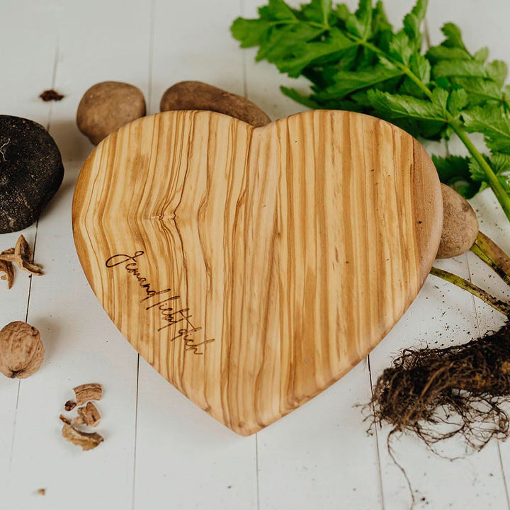 Homefarming Frühstücksbrettchen in Herzform - Das Frühstücksbrettchen in Herzform mit Einer Liebeser