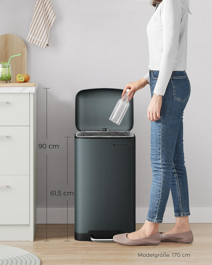 SONGMICS Abfalleimer 30 l, mit Pedal aus Stahl, Inneneimer und Deckel, Griff, weicher Verschluss, lu