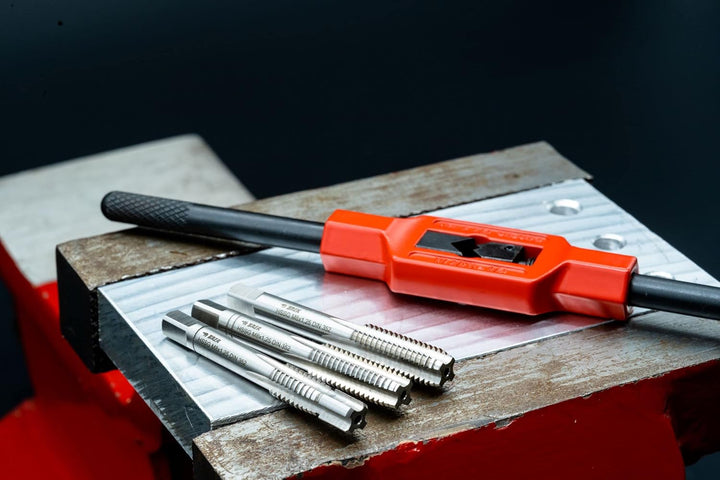BAER GEWINDESCHNEIDER SET ULTRA HSS Handgewindebohrer - Schneideisen - Werkzeuge - Schneidpaste: M 3