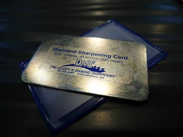 DMT Dia-Sharp® Diamant Taschenschleifstein im Kreditkartenformat Grob, Kompakter Wetzstein für Messe