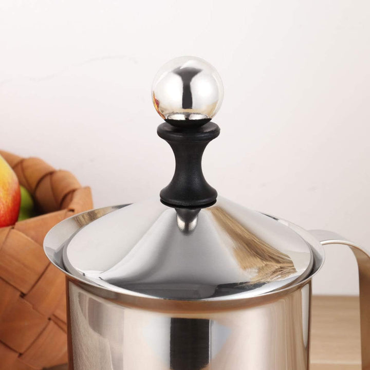 TOPBATHY 800cc Milchaufschäumer Aus Edelstahl Mit Hitzebeständigem Griff Doppelsieb Für Schnelles Au