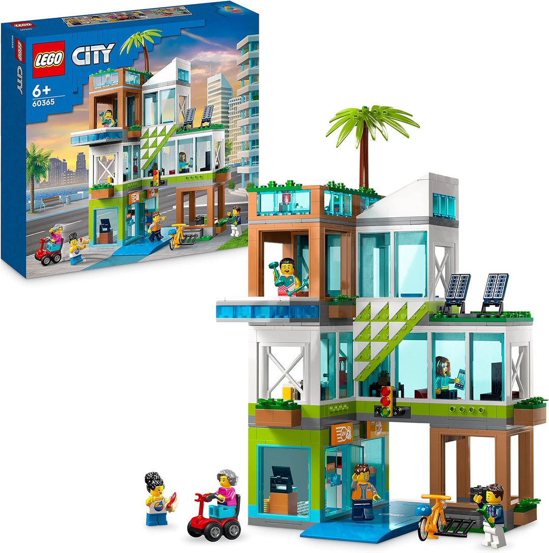 LEGO 60365 City Appartementhaus Set, Konstruktions-Spielzeug mit Eckladen, Wohnzimmer, Küche und Sch