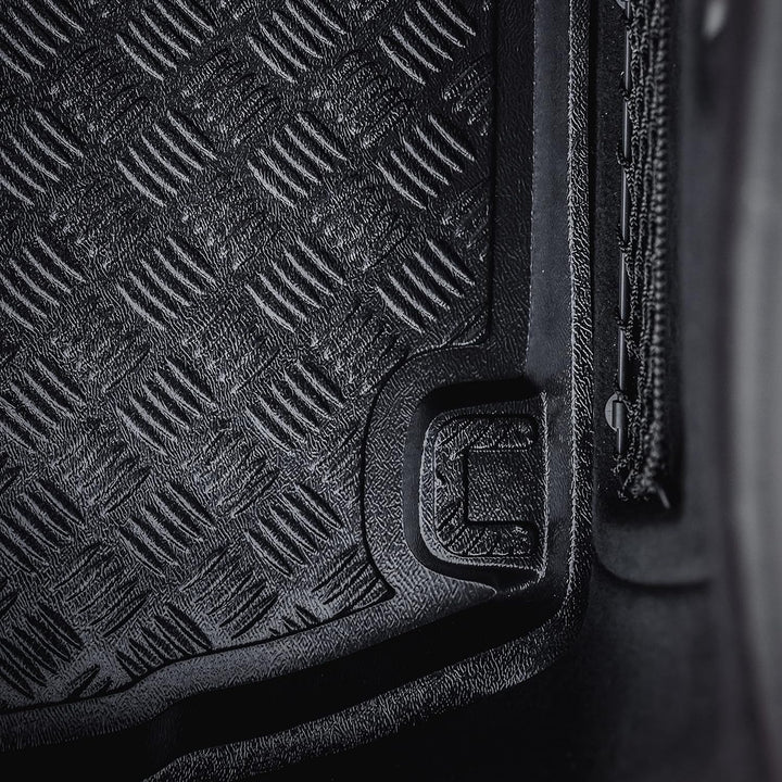 M MOTOS Kofferraumwanne Kofferraummatte passt für Volkswagen Passat B8 2014-2021 Verbessern Sie Ihre