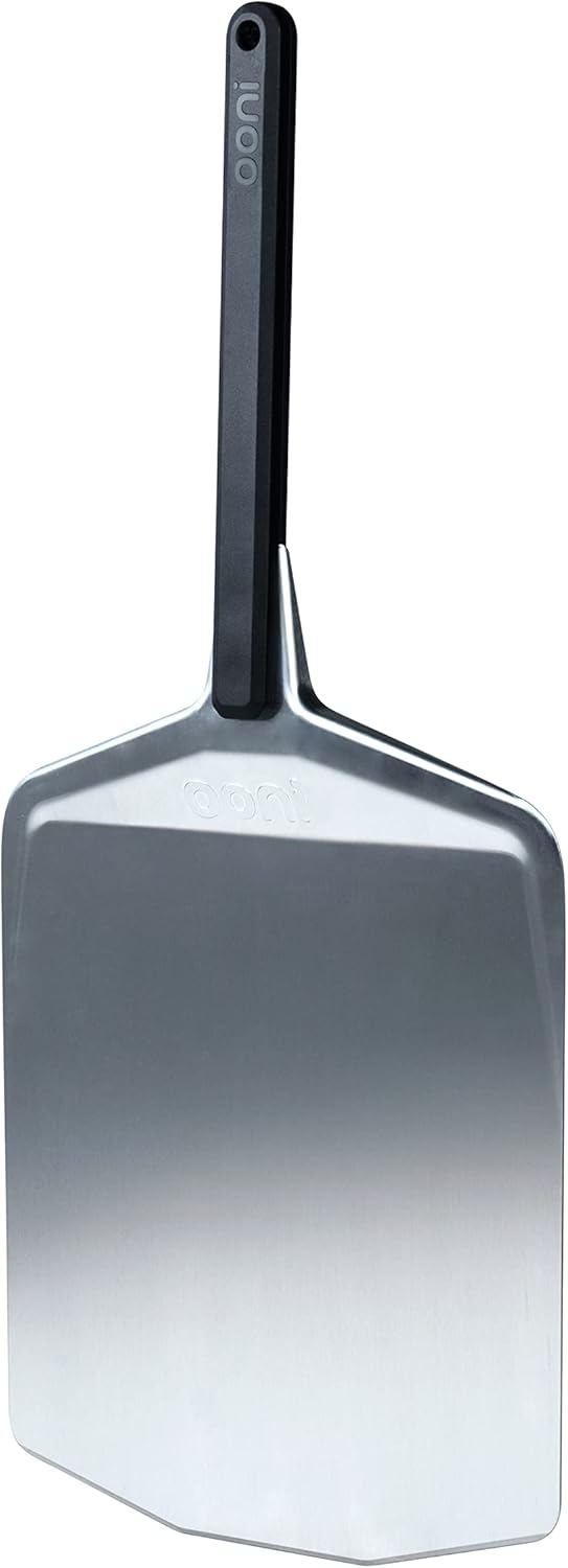 Ooni Pizzaschaufel 30 cm – Pizzaschieber aus superglattem Aluminium mit langem Griff – Pizzaschaufel