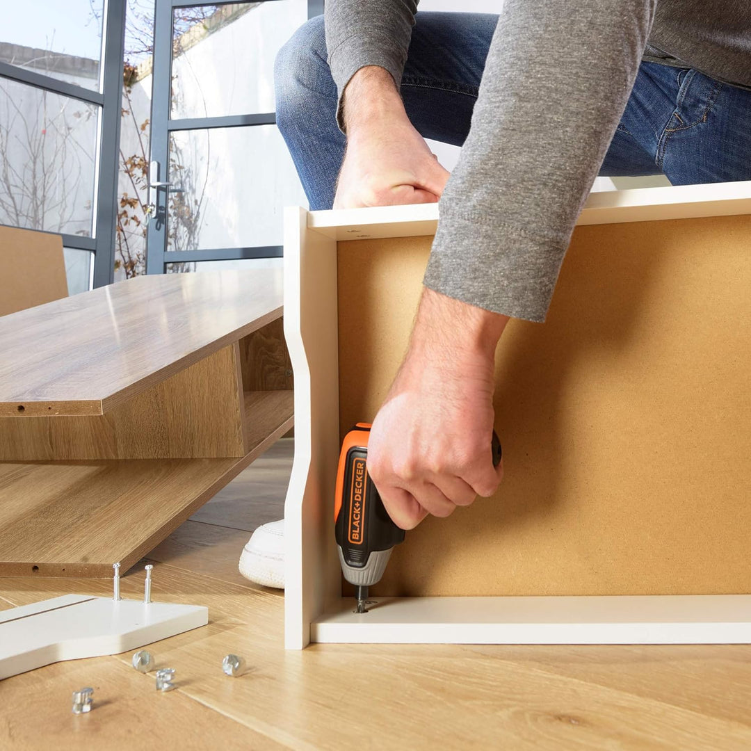 Black+Decker Akku-Schrauber (3.6 Volt, 5.5 Nm, mit LED-Licht, handlicher Schrauber für kleinere Schr