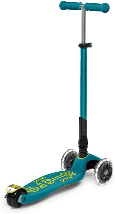 Micro Kickboard – Maxi-Deluxe, faltbarer LED-Scooter mit drei Rädern, Lean-to-Steer, zusammenklappba