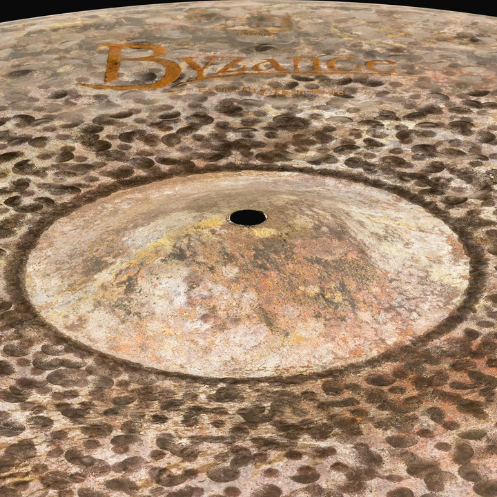Meinl Cymbals Byzance Extra Dry Ride Thin 22 Zoll (Video) Schlagzeug Becken (55,88cm) B20 Bronze, Na